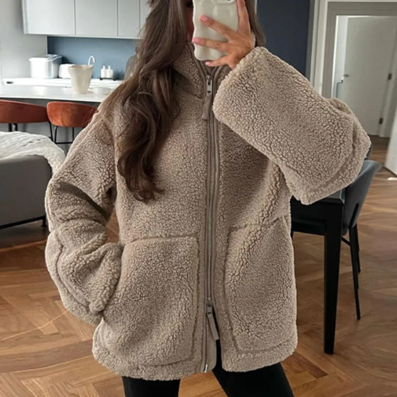 Kaja™ | Bløt teddyfrakk