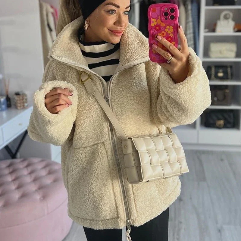 Kaja™ | Bløt teddyfrakk