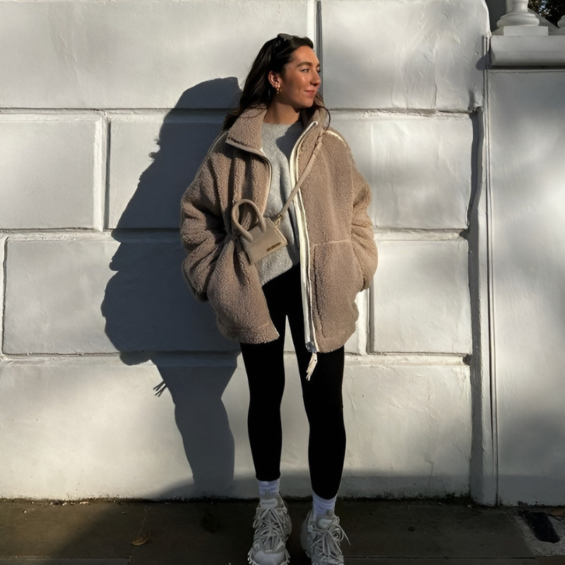 Kaja™ | Bløt teddyfrakk